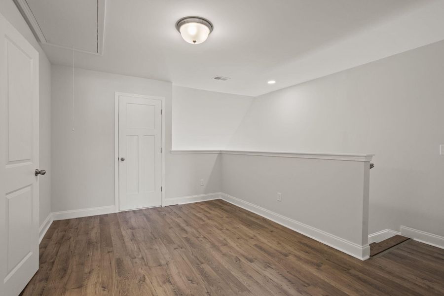 Spacious, unfurnished interior of a new home in , Greenwood (Image 20).