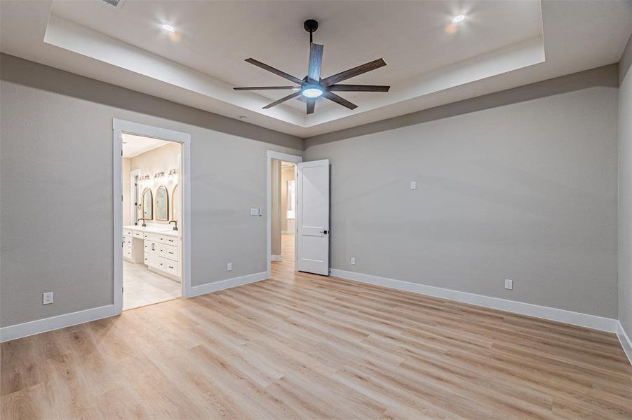 Spacious, unfurnished interior of a new home in , Decatur (Image 36).