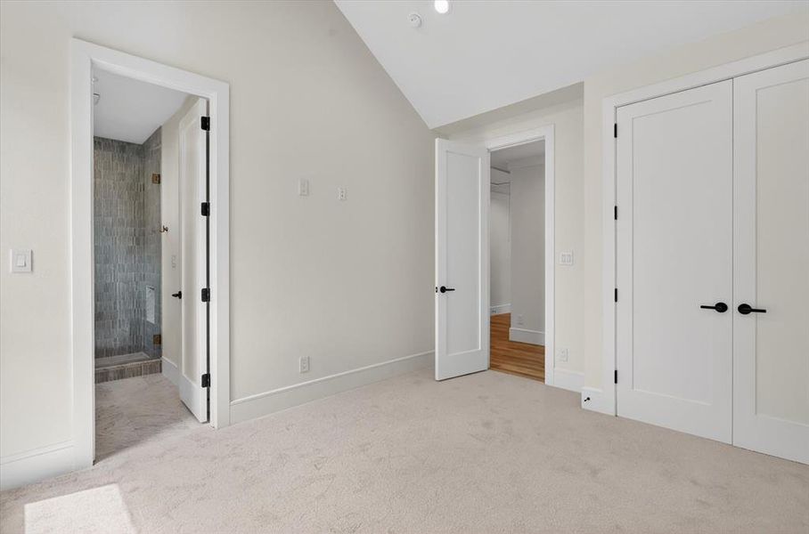 Spacious, unfurnished interior of a new home in , Dallas (Image 29). Spacious, unfurnished interior of a new home in , Dallas (Image 29).