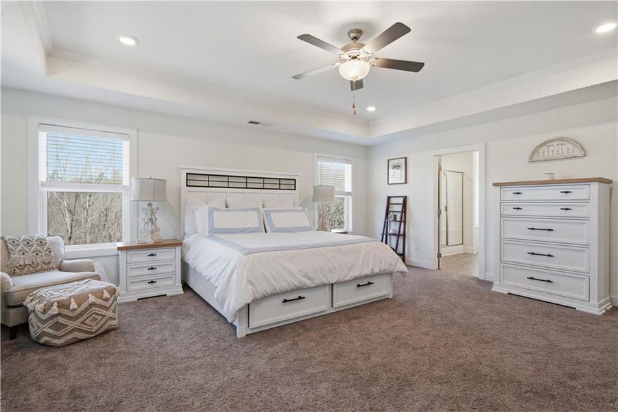 Furnished interior view inside a new home in , Dallas (Image 10).