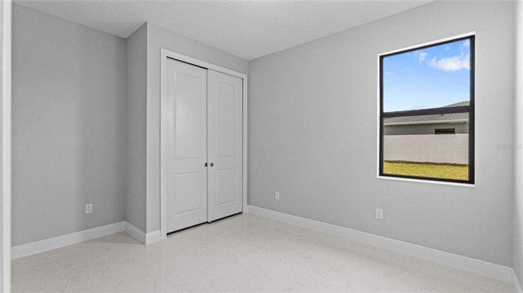 Spacious, unfurnished interior of a new home in Woodland Preserve, Parrish (Image 20).