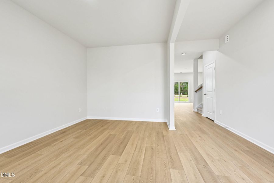 10-web-or-mls-Raleigh - River Glen - 306