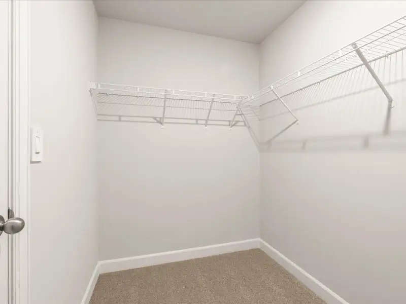 Spacious, unfurnished interior of a new home in Brayfield Manor - Heritage Collection, Wellford (Image 22).