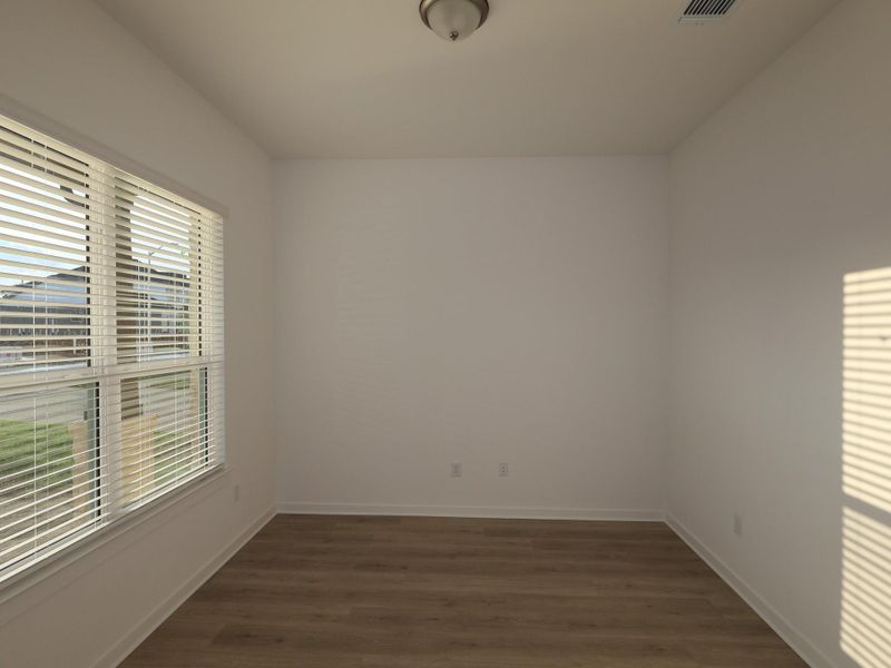 Spacious, unfurnished interior of a new home in Edgewood, Leander (Image 9).