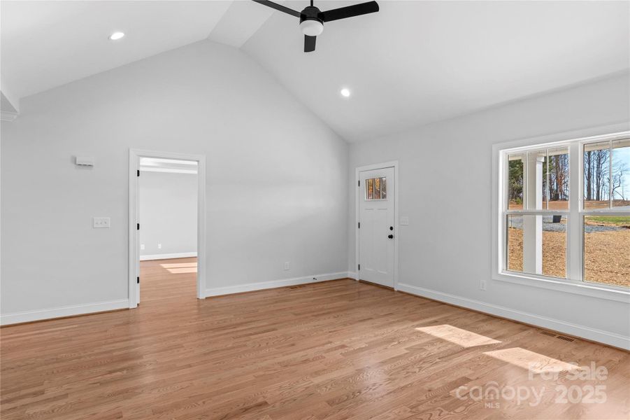 Spacious, unfurnished interior of a new home in , Lexington (Image 12).