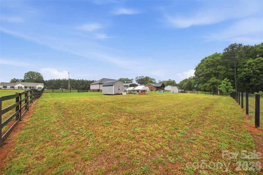 Image 44 of a home in .