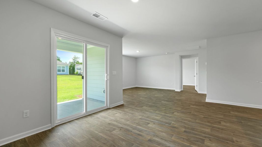 Spacious, unfurnished interior of a new home in Hunter's Branch, Hopkins (Image 20).