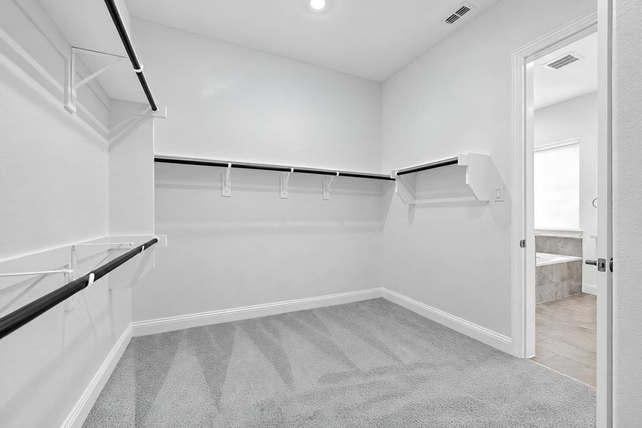 Spacious, unfurnished interior of a new home in South Oak, Lakewood Village (Image 22).