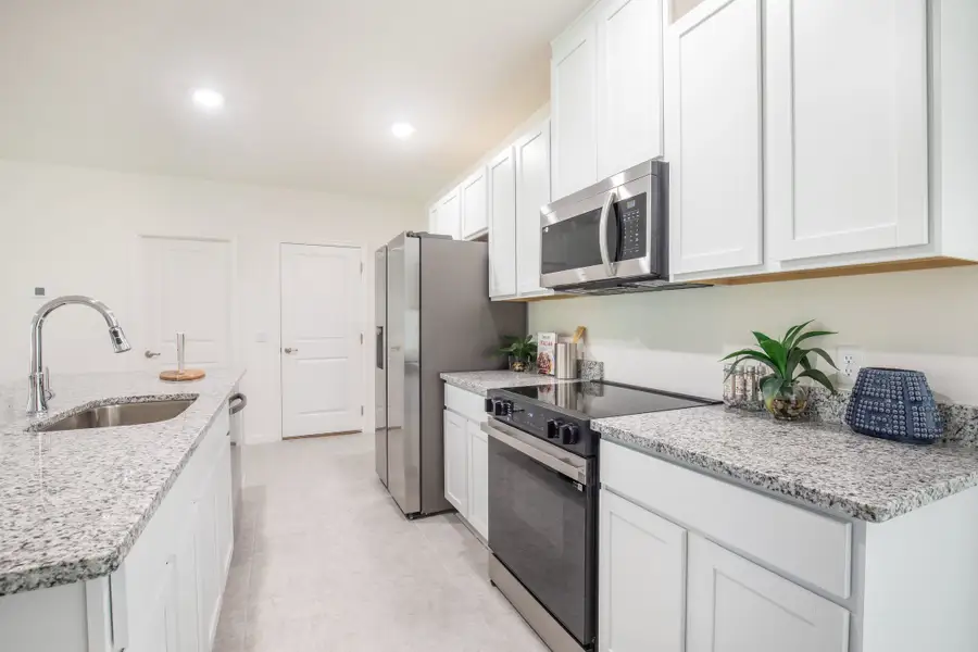 Representative furnished interior of a home built from the Willow by Maronda Homes in Englewood, Englewood (Image 7).