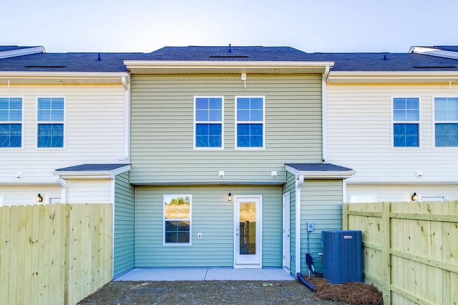 Exterior details and patio area of a home in Astoria, Columbia (Image 20). Exterior details and patio area of a home in Astoria, Columbia (Image 20).