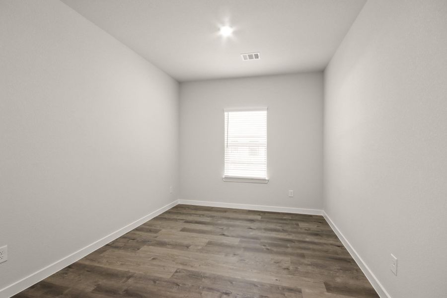 Spacious, unfurnished interior of a new home in Oakwood Ranch, Willis (Image 19). Spacious, unfurnished interior of a new home in Oakwood Ranch, Willis (Image 19).