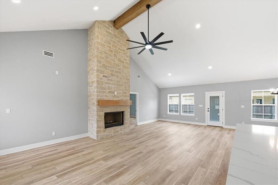 Spacious, unfurnished interior of a new home in , Woodway (Image 15). Spacious, unfurnished interior of a new home in , Woodway (Image 15).