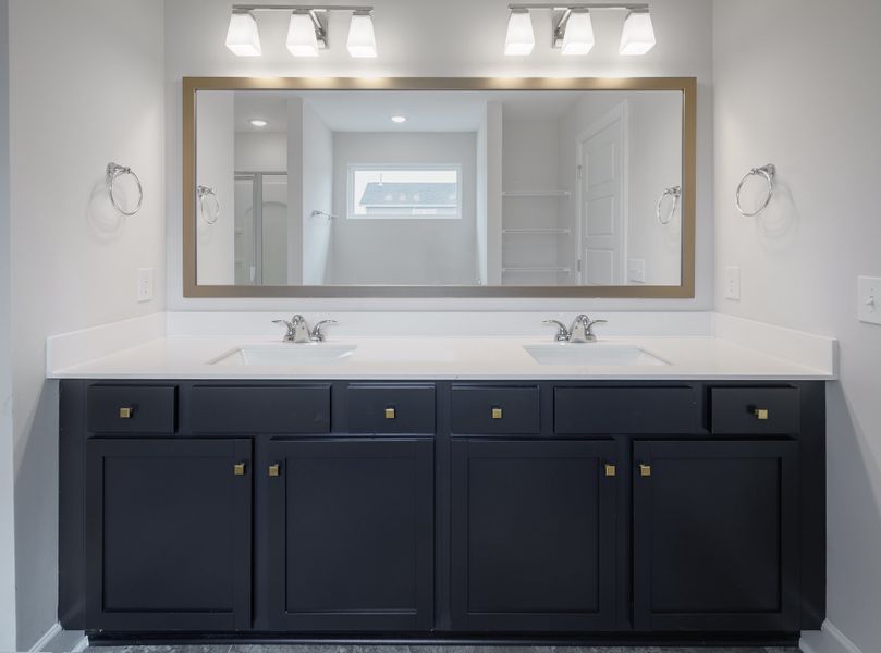 Representative furnished interior of a home built from the The McKee Manor by Cothran Homes in Holly Ridge, Greenville (Image 14). Representative furnished interior of a home built from the The McKee Manor by Cothran Homes in Holly Ridge, Greenville (Image 14).