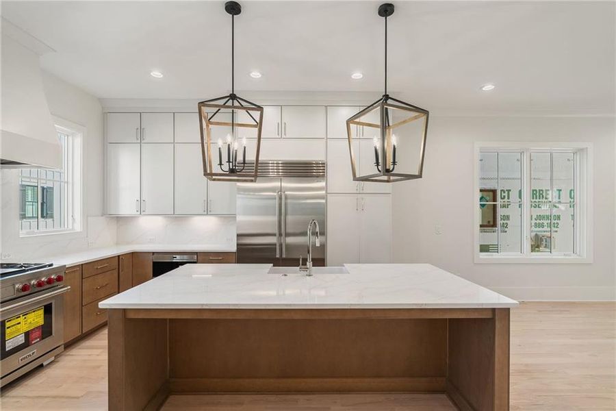 Furnished interior view inside a new home in , Alpharetta (Image 11).