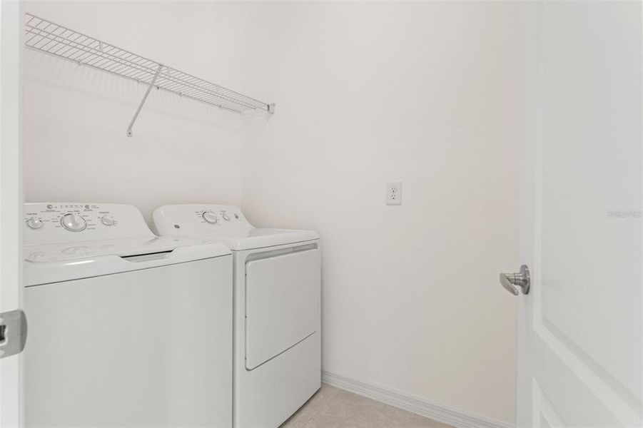 Close-up of interior finishes inside a home in , Bradenton (Image 21).