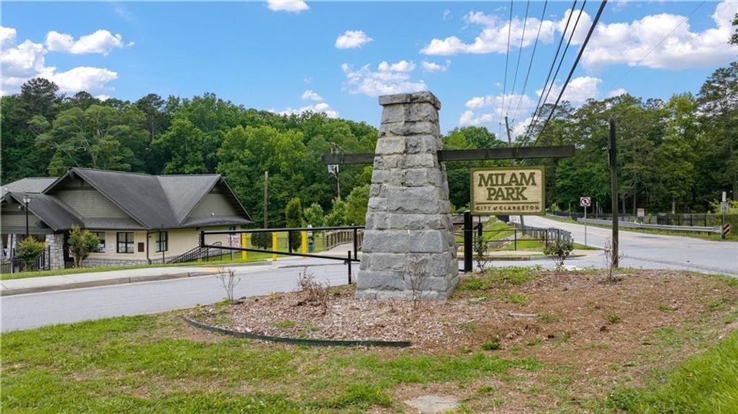 Image 38 of a home in Parkside.