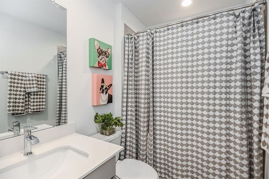 Image 6 of a home in Caldwell Ranch.