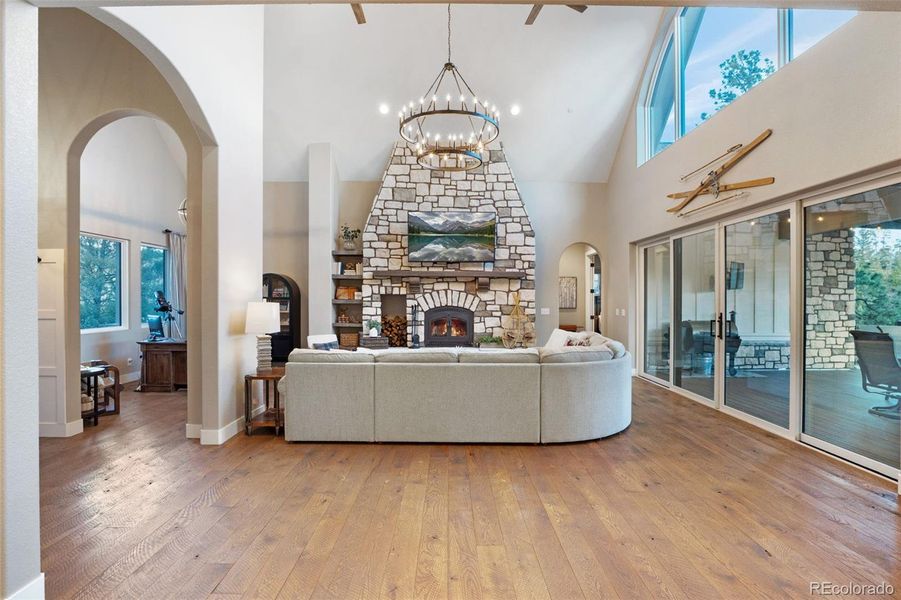 Image 41 of a home in .