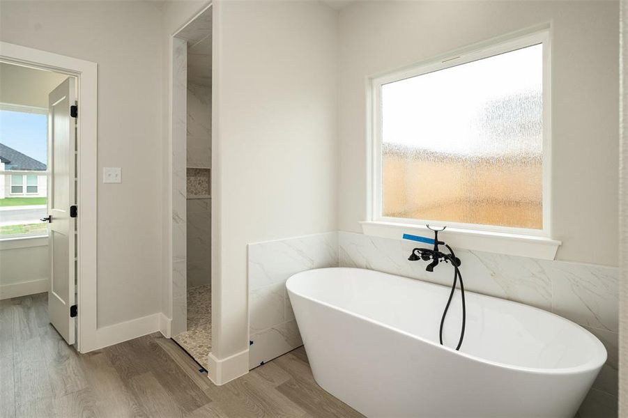 Furnished interior view inside a new home in , Mabank (Image 9).