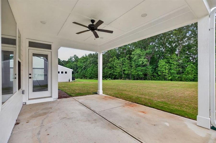 Exterior details and patio area of a home in Pickens Bluff, Hiram (Image 3).