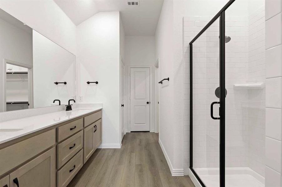 Furnished interior view inside a new home in Creekview Fossil Ridge, Pilot Point (Image 8). Furnished interior view inside a new home in Creekview Fossil Ridge, Pilot Point (Image 8).