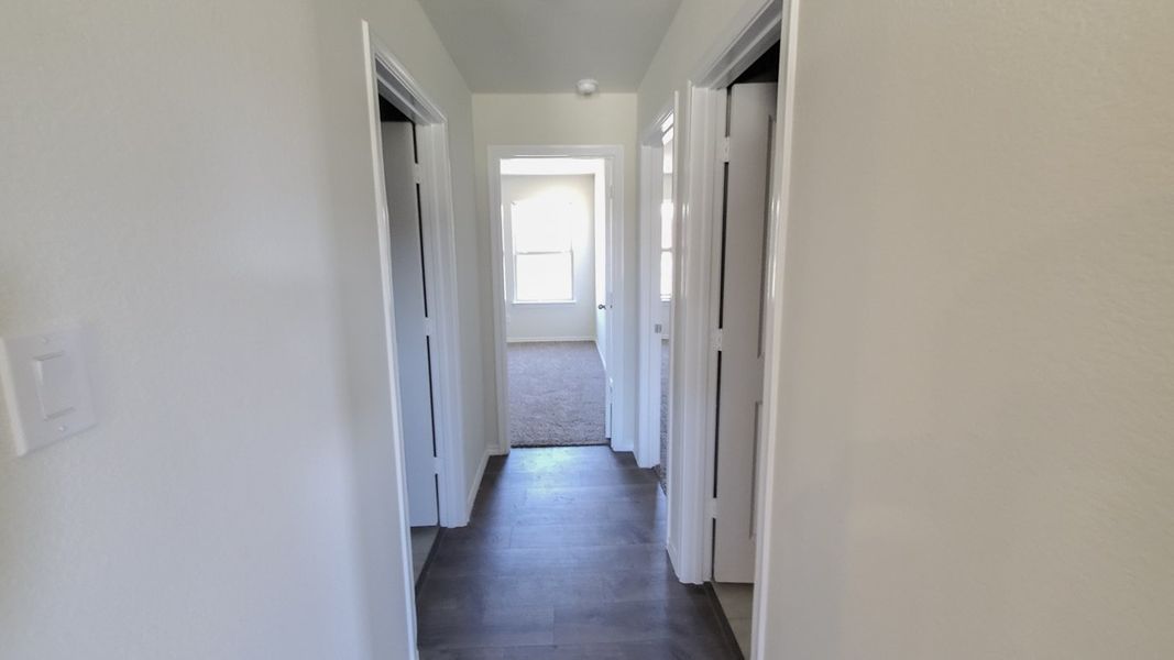 Representative unfurnished interior of a home built from the X40S Seabrook by D.R. Horton in Valor Farms, Royse City (Image 11).