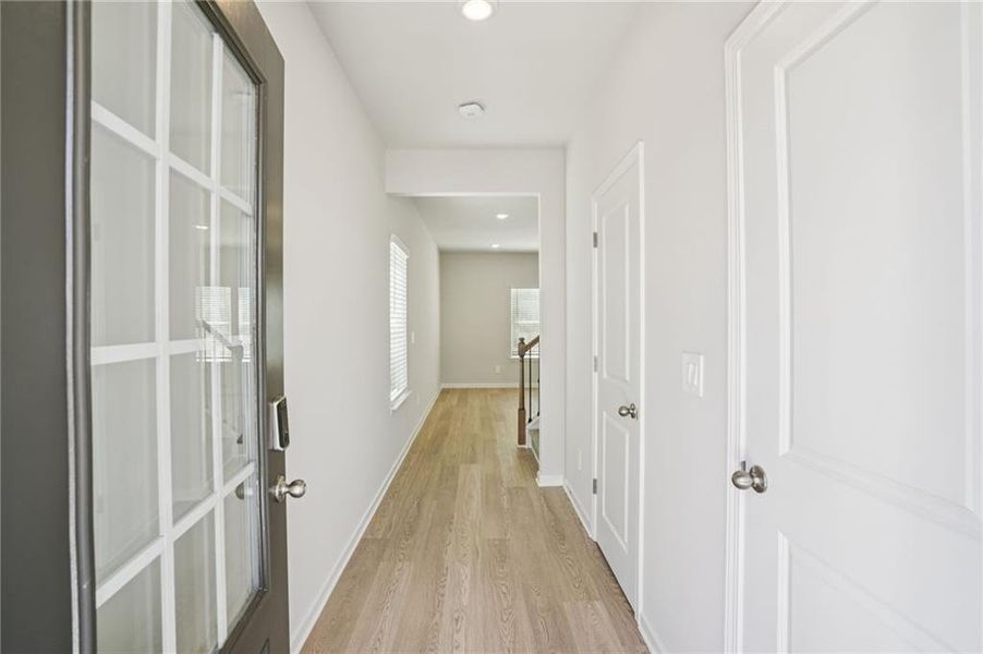 Spacious, unfurnished interior of a new home in Hawthorne Station, College Park (Image 32).