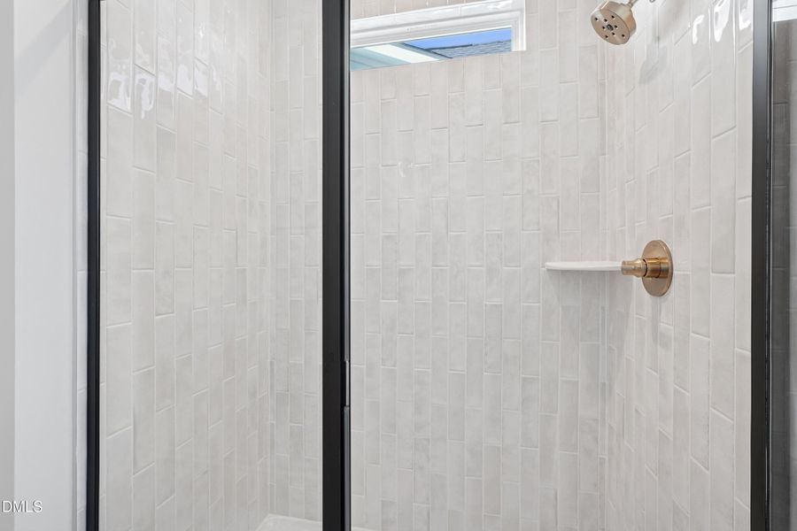 Twinleaf Townes 12_Primary Bathroom 2_10