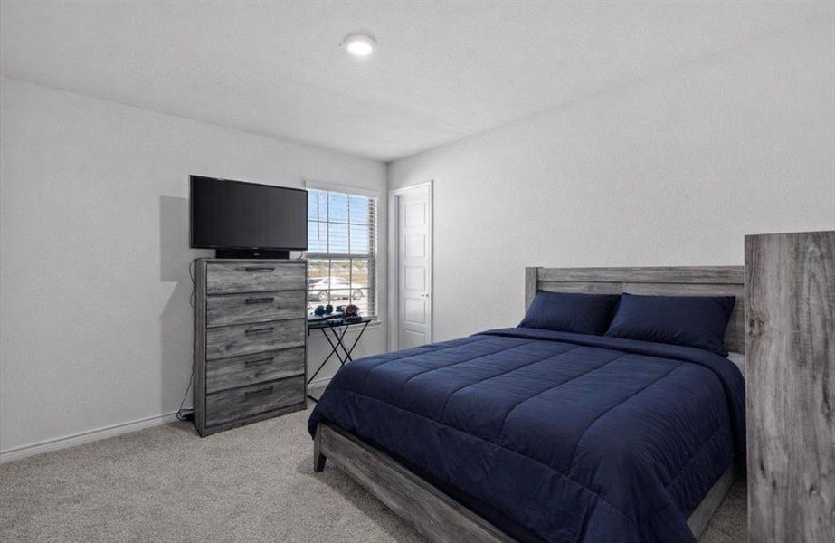 Furnished interior view inside a new home in , Lavon (Image 10).