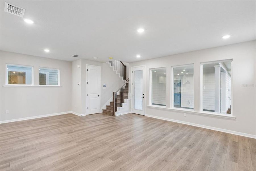Spacious, unfurnished interior of a new home in Weslyn Park in Sunbridge 34', St. Cloud (Image 20). Spacious, unfurnished interior of a new home in Weslyn Park in Sunbridge 34', St. Cloud (Image 20).