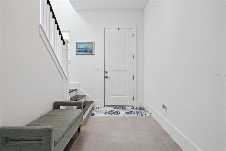 Furnished interior view inside a new home in , Winter Garden (Image 16).