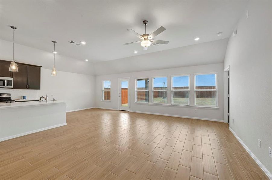 Spacious, unfurnished interior of a new home in The Preserve, Justin (Image 31). Spacious, unfurnished interior of a new home in The Preserve, Justin (Image 31).