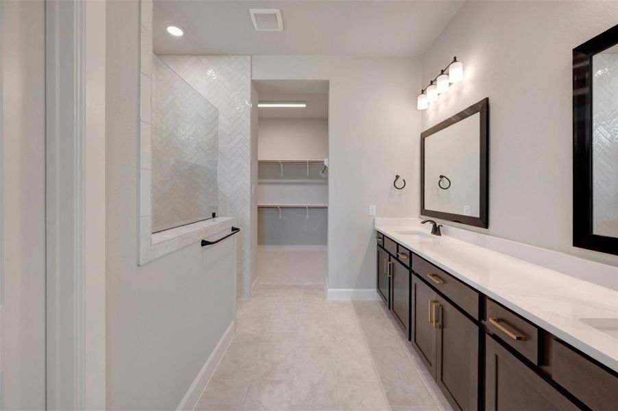 Furnished interior view inside a new home in Sienna - Grove Collection, Missouri City (Image 6).