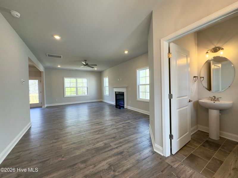 Spacious, unfurnished interior of a new home in Rutledge, Shallotte (Image 13).