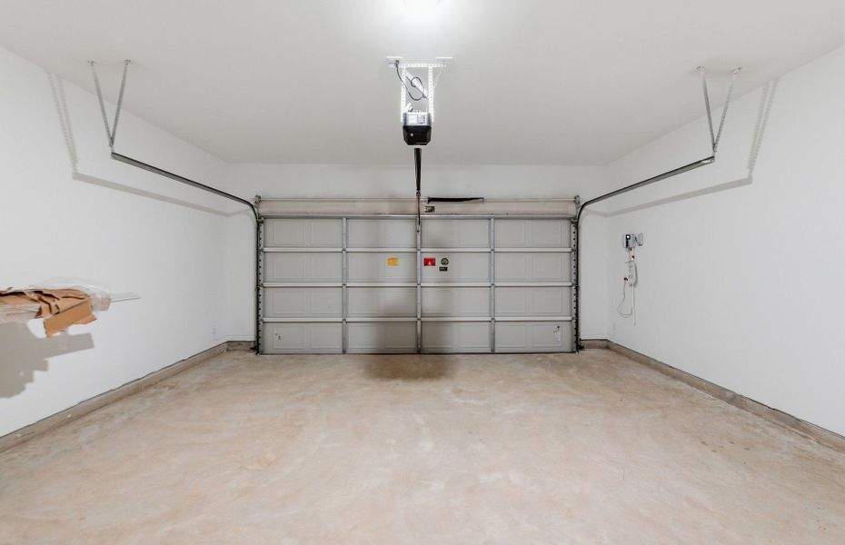 Spacious, unfurnished interior of a new home in La Cima, San Marcos (Image 37).