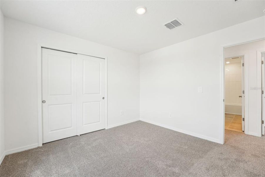 Spacious, unfurnished interior of a new home in Benton Hills - Classic Series, Brooksville (Image 26).