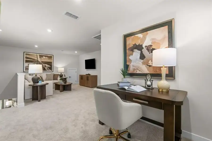 Representative furnished interior of a home built from the Silverleaf by Ryan Homes in Sterling Oaks Signature Series, Ash (Image 33). Representative furnished interior of a home built from the Silverleaf by Ryan Homes in Sterling Oaks Signature Series, Ash (Image 33).