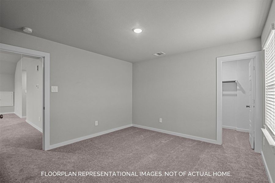 Spacious, unfurnished interior of a new home in Miller's Pond, Rosenberg (Image 20).