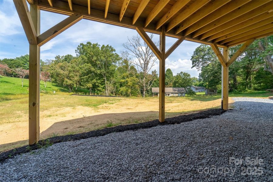 Exterior details and patio area of a home in , Clyde (Image 3).