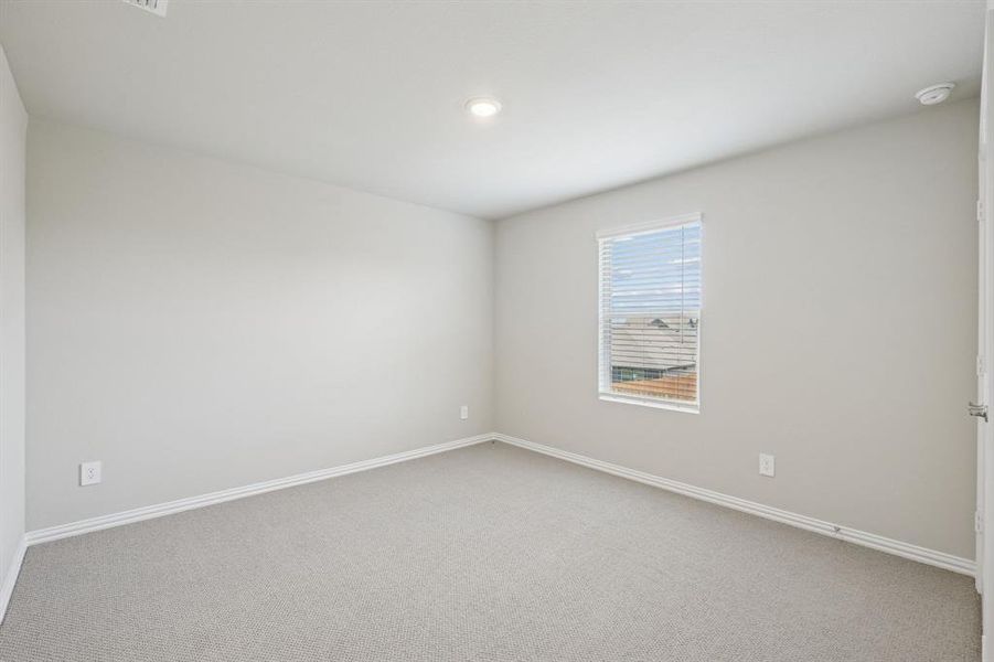 Photo is not of the actual home, but is an inspirational photo of builder’s model home and may depict options, furnishings, and/or decorator features that are not included. Photo is not of the actual home, but is an inspirational photo of builder’s model home and may depict options, furnishings, and/or decorator features that are not included.