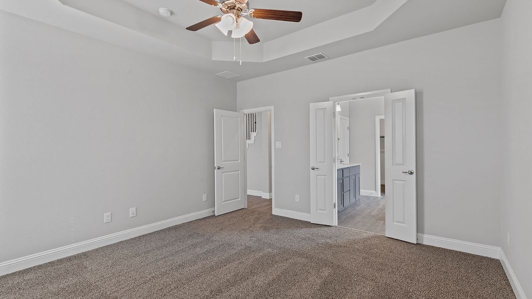 Spacious, unfurnished interior of a new home in Morningstar, Aledo (Image 22).