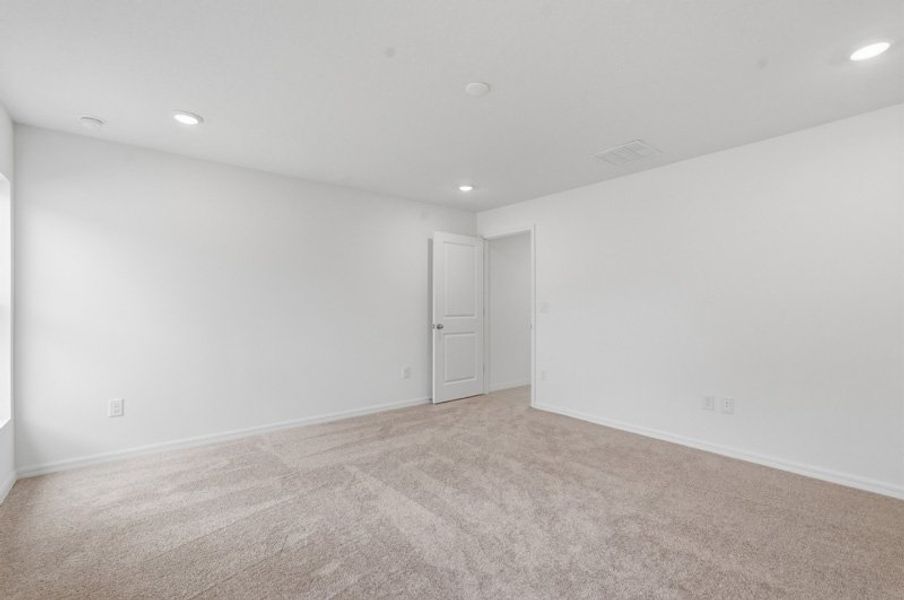 Spacious, unfurnished interior of a new home in Richmond Cove, Palm Bay (Image 31). Spacious, unfurnished interior of a new home in Richmond Cove, Palm Bay (Image 31).