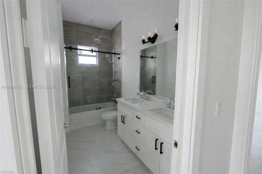 Furnished interior view inside a new home in , Punta Gorda (Image 9).