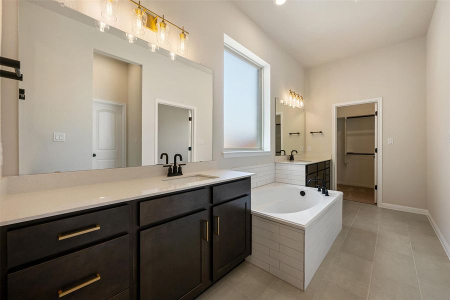 Furnished interior view inside a new home in Berry Creek Highlands, Georgetown (Image 5).
