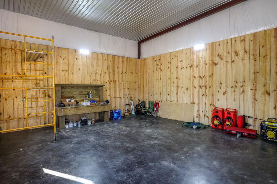 Image 17 of a home in . Image 17 of a home in .