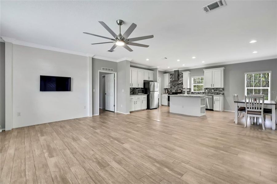 Image 42 of a home in .