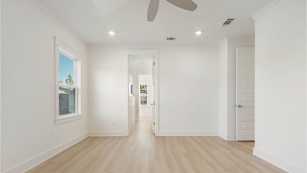 Representative unfurnished interior of a home built from the Trenton by D.R. Horton in Parkside, Santa Rosa Beach (Image 38).