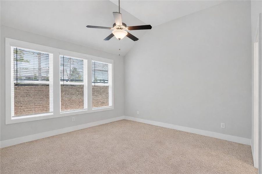 Spacious, unfurnished interior of a new home in The Fairways at Mirror Lake, Villa Rica (Image 24).
