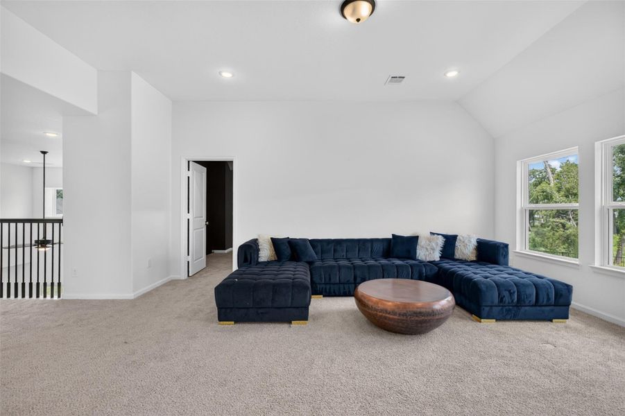 Furnished interior view inside a new home in , Missouri City (Image 11).
