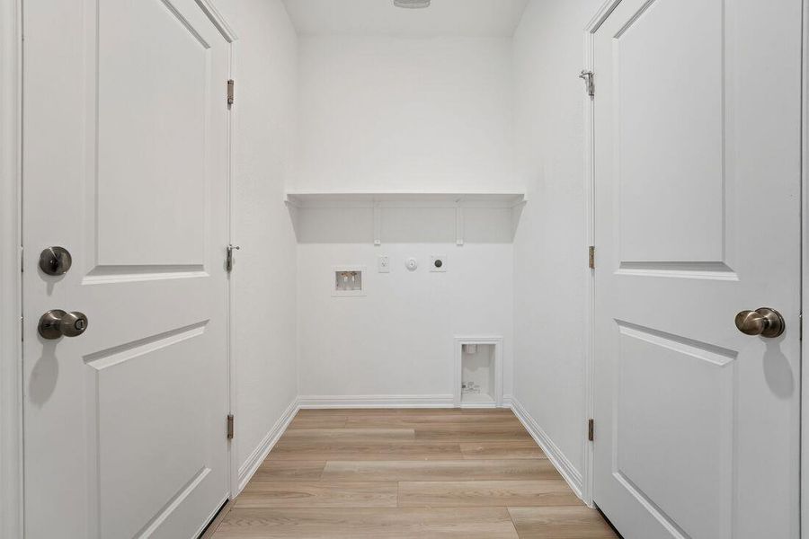 1313 Alana Fallas Avenue ~ Ready Now